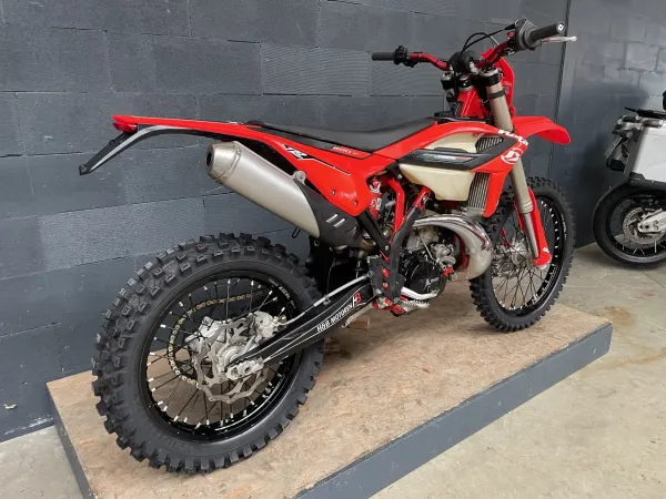 2023 Beta RR 200 2T 2023, 4607km A2 35kw Enduro 200cc - €5,995 (1/1)