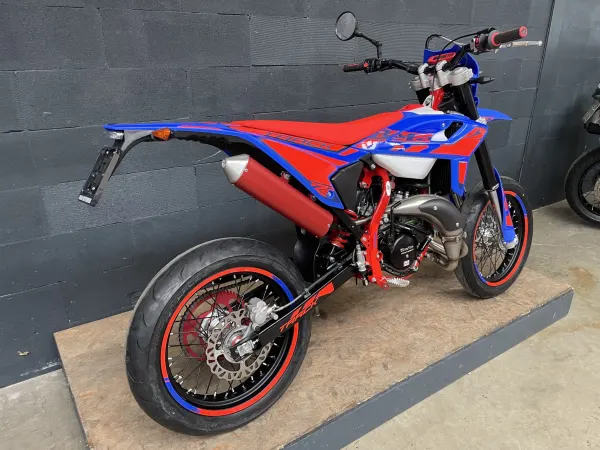 2026 Beta RR 50 Track Blauw 2026, Nieuw - €3,975 (1/1)