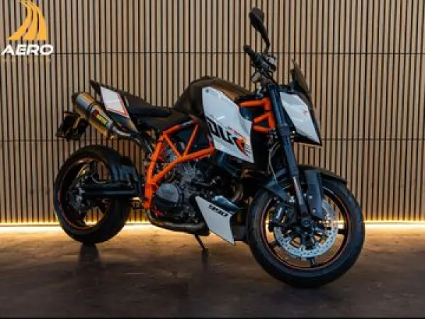 2010 KTM 990 Super Duke R - € 5.940 (1/1)