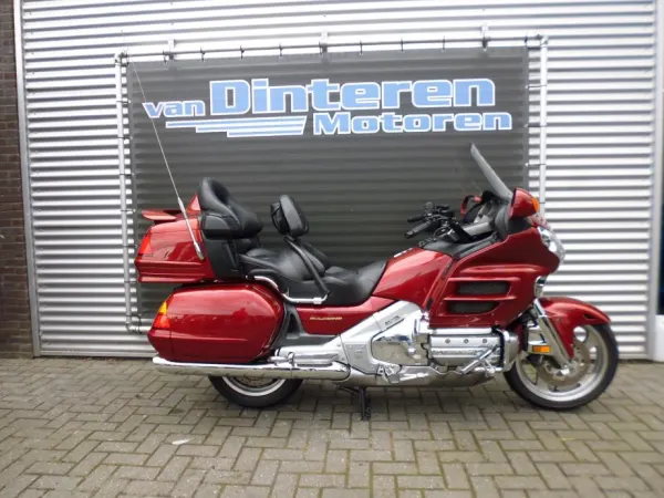 2001 Honda Gold Wing - € 6.750 (1/1)