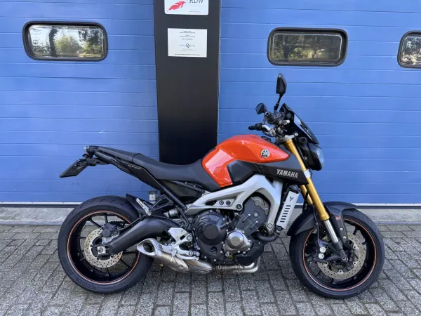 Year unknown Yamaha MT09 - €5,950 (1/1)