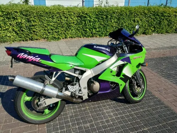 1998 Kawasaki zx6r - €1,500 (1/1)