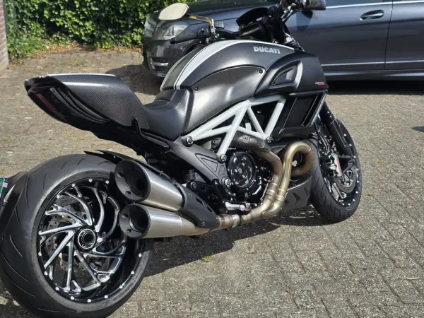 2014 Ducati Diavel - € 13.500 (1/1)
