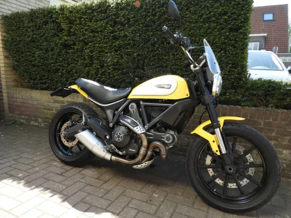 2015 Ducati Scrambler Icon - €5,490 (1/1)