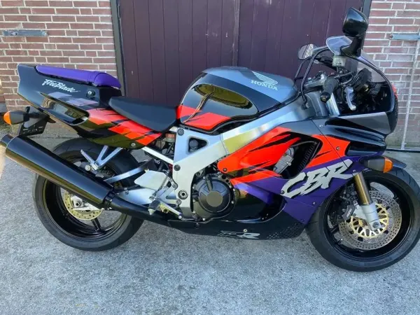 1993 Honda CBR 900 - €6,250 (1/1)
