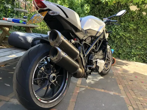 2009 Ducati Streetfighter - €9,750 (1/1)