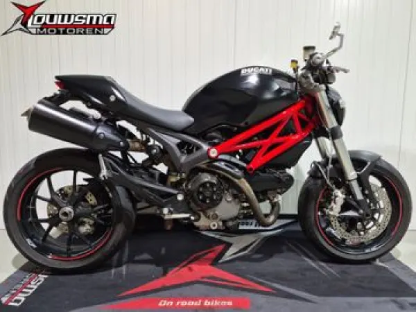 2010 Ducati M 1100 - € 5.500 (1/1)