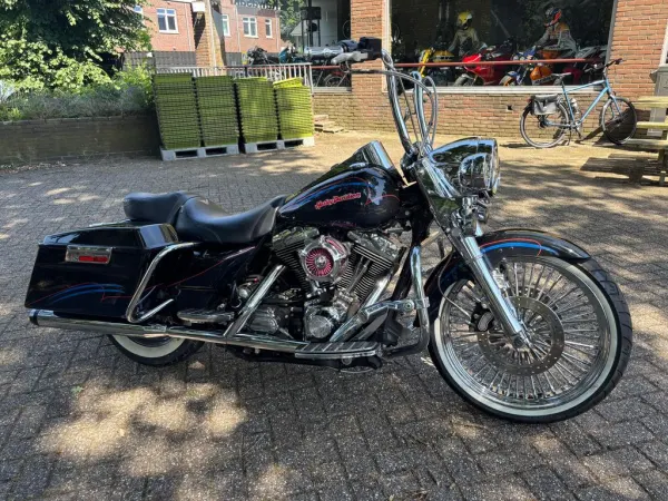 2005 Harley-Davidson Road King - €11,950 (1/1)