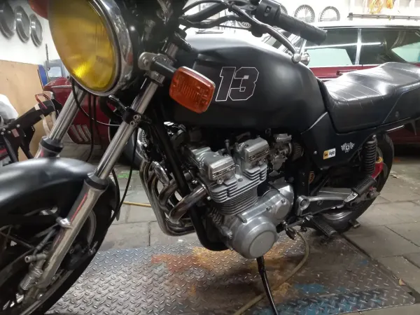 1981 Suzuki GSX 1100 - € 1.850 (1/1)