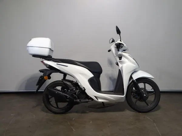 2023 Honda Vision - € 2.490 (1/1)