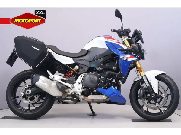 2024 BMW F 900 R - € 11.490 (1/1)