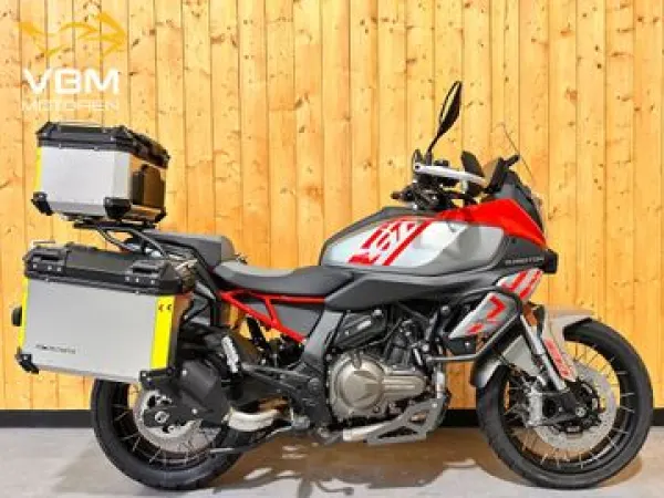 2025 QJMotor SRT 600 SX Touring QJ Motor SRT600SX SRT-600 - € 7.295 (1/1)