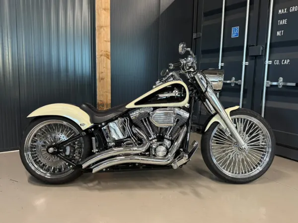 2005 Harley-Davidson Softail, Custom - € 19.900 (1/1)