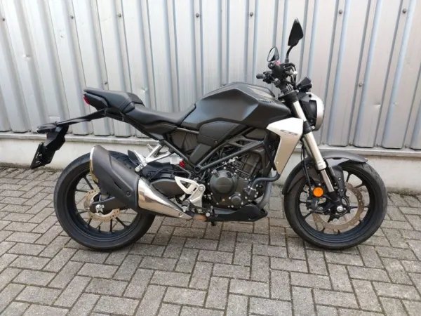 2020 Honda CB 300 R - € 4.950 (1/1)