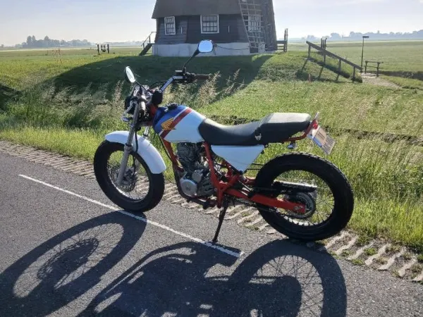 2002 Honda FTR 223 - € 3.950 · Bieden (1/1)