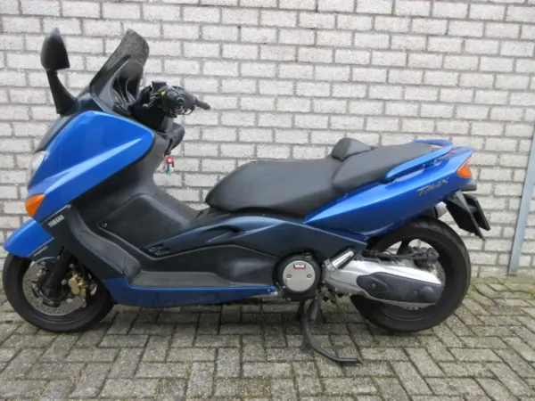 2001 Yamaha Tmax 500 - € 3.950 (1/1)