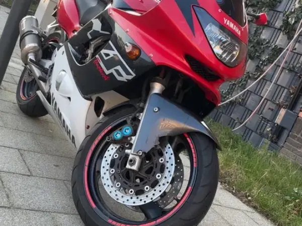 1998 Yamaha YZF 600 - €1,350 (1/1)