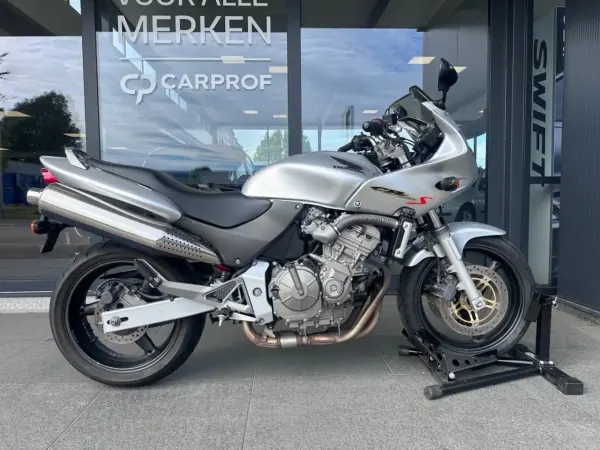 2004 Honda CB 600 - €2,950 (1/1)