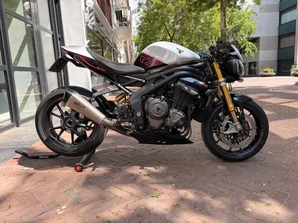 2022 Triumph Speed Triple 1200 RS - € 15.000 (1/1)