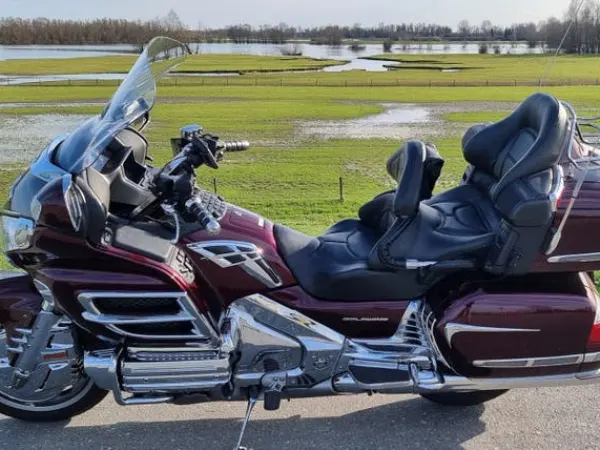 Bouwjaar onbekend Honda Goldwing GL1800-Luxe Toermotor - € 10.000 · Bieden (1/1)