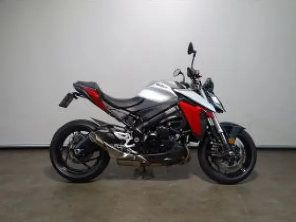 2025 Suzuki GSX-S 950 - € 9.190 (1/1)
