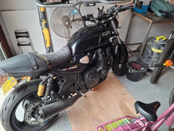 Year unknown Yamaha XJR 1300 - €2,900 · Bidding (1/1)
