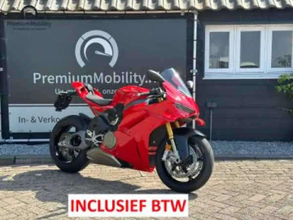2024 Ducati Panigale V4 S - €29,500 (1/1)