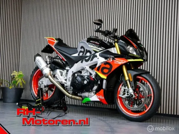 2019 Aprilia Tuono V4 1100 *E* Factory VOL! Nieuwstaat!( rsv4 ) - €15,490 (1/1)