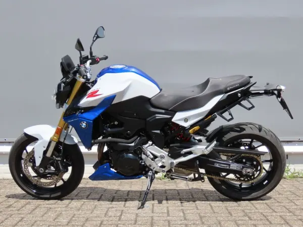 2024 BMW F 900 R - € 10.950 (1/1)