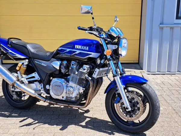 2000 Yamaha XJR 1300 SP - €3,250 (1/1)