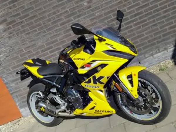 2025 Suzuki GSX-8R - € 10.450 (1/1)