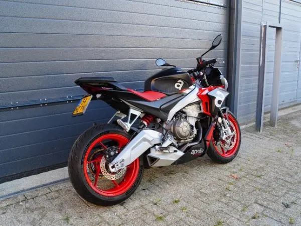 2021 Aprilia Tuono 660 - € 7.650 · Bieden (1/1)