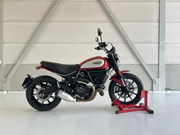 2023 Ducati Scrambler Icon - €7,950 (1/1)