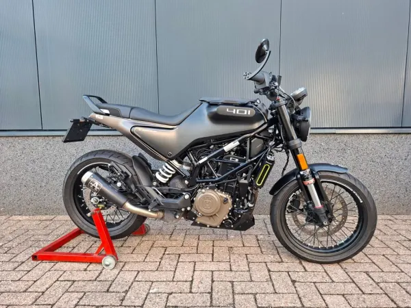 2022 Husqvarna Svartpilen 401 - € 3.999 · Bieden (1/1)