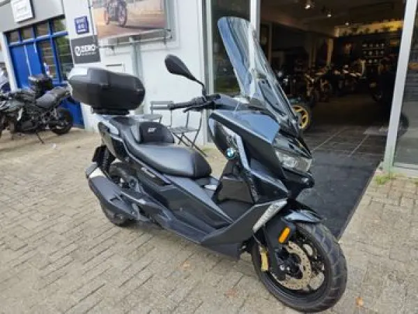 2022 BMW C 400 GT - € 7.499 (1/1)