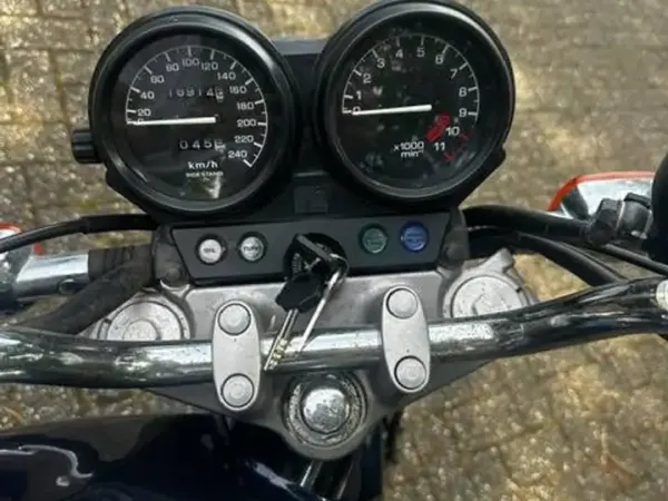 1995 Honda CB 750 - € 2.500 (1/1)