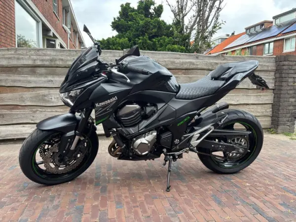 2014 Kawasaki Z 800 - € 6.900 (1/1)