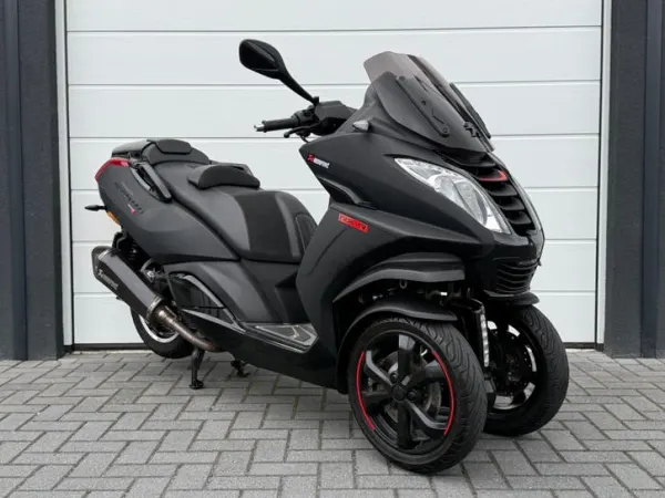 2017 Peugeot Metropolis 400 - € 5.995 (1/1)