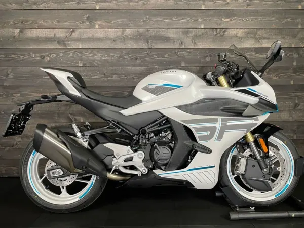 2026 Cfmoto 450 SR - € 7.199 (1/1)