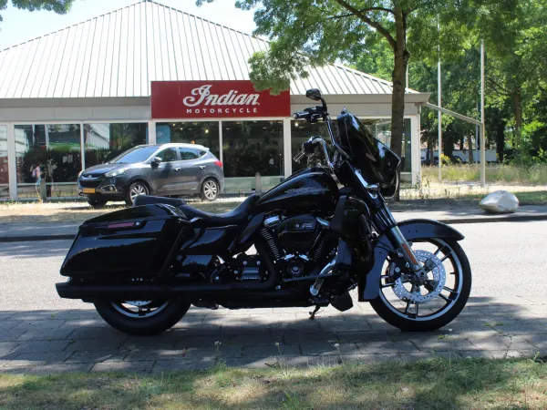 2017 Harley-Davidson Street Glide FLHX - €18,950 (1/1)