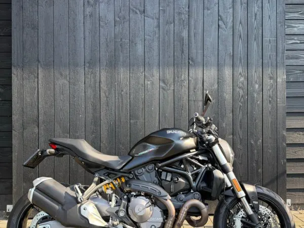 2019 Ducati Monster 821 uit 2019-Zeer Nette staat! - €7,950 (1/1)