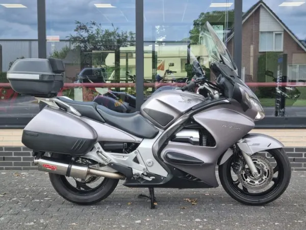 2004 Honda ST 1300 - €4,499 (1/1)