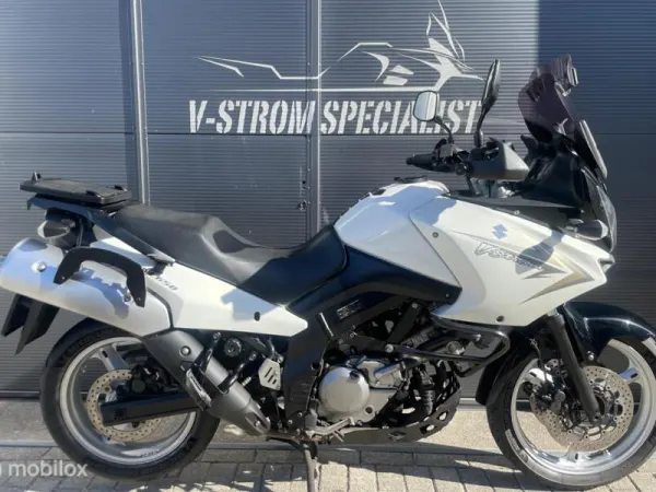 2011 Suzuki V-Strom 650 - € 3.950 (1/1)