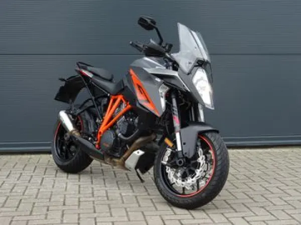 2017 KTM 1290 Super Duke GT - € 8.749 (1/1)