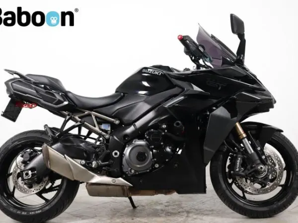 2022 Suzuki GSX-S 1000 GT (bj 2022) - €7,950 (1/1)