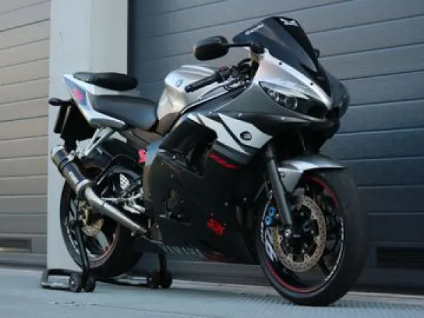 2004 Yamaha YZF R6 - € 5.250 (1/1)