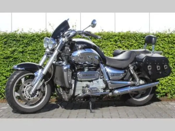 2004 Triumph Rocket III - € 7.250 (1/1)
