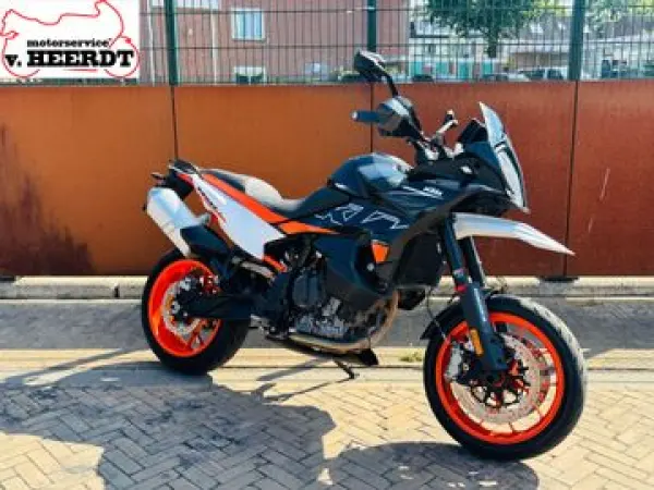 2023 KTM 890 SMT - €11,950 (1/1)
