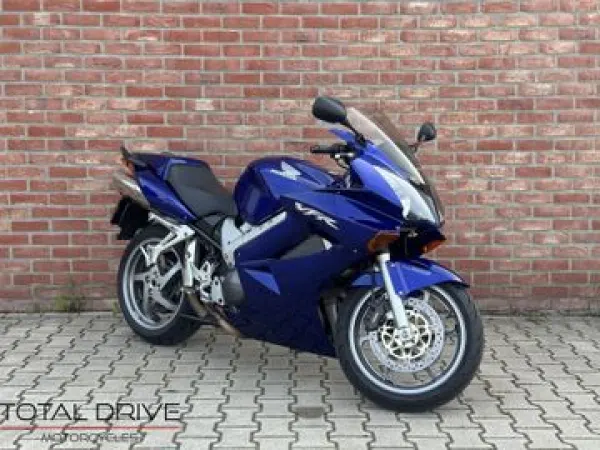 2005 Honda VFR 800 F Vtec ABS - € 4.940 (1/1)