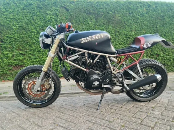 1993 Ducati 750 SS - € 1.450 · Bieden (1/1)